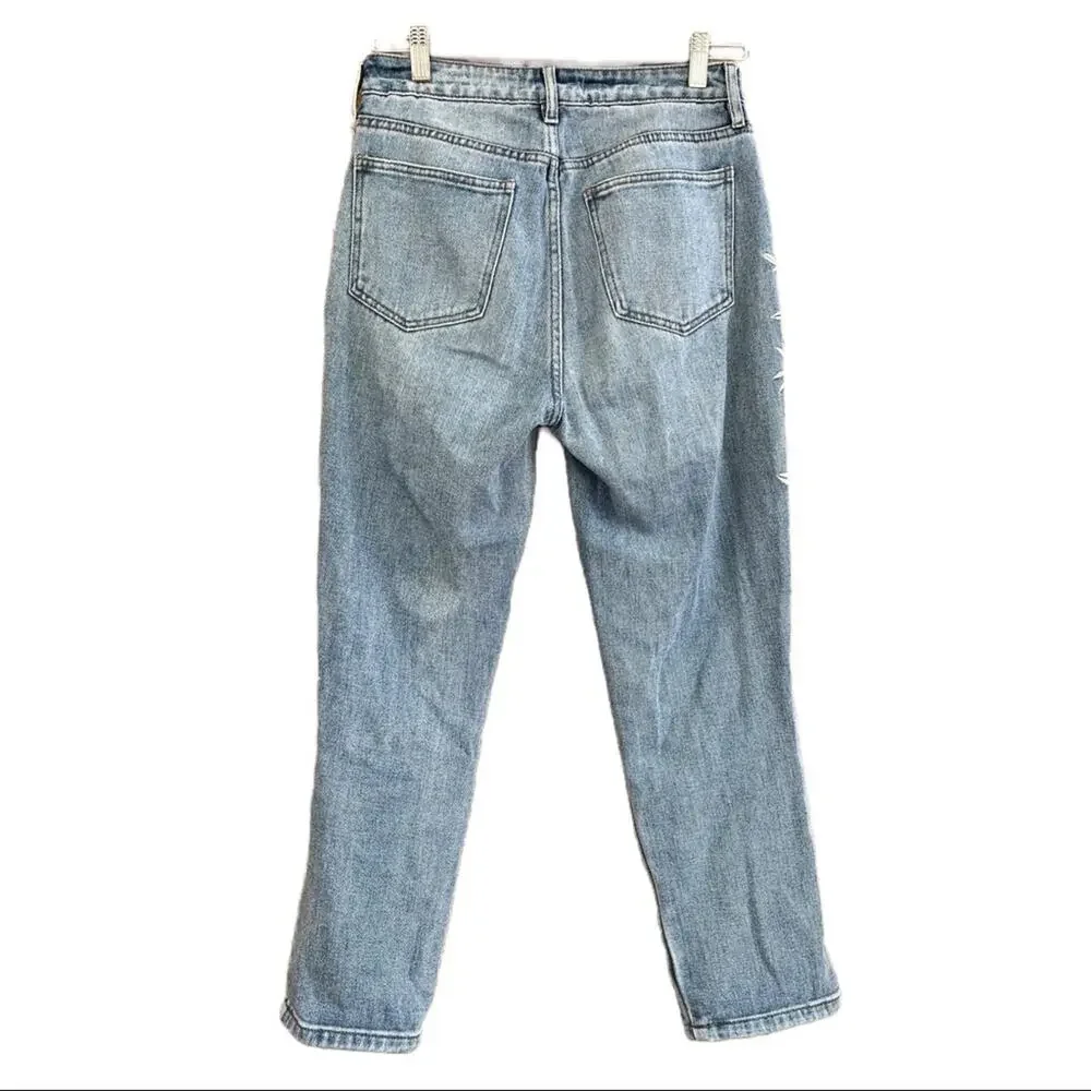 PacSun Distressed Embroidered High Rise Mom Jeans - Picture 4 of 9